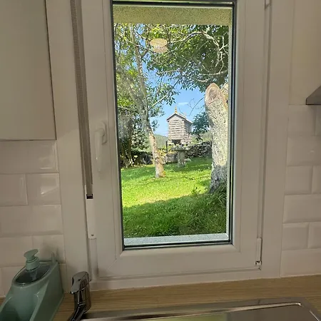 A De Silva, Rural Y Accesible Apartment